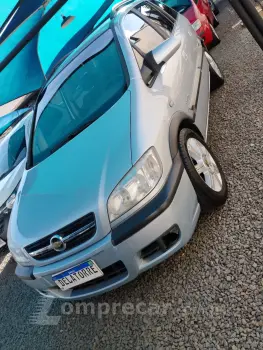 Zafira 2.0 4P FLEX ELEGANCE AUTOMÁTICO