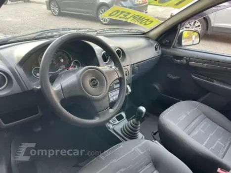 PRISMA - 1.0 MPFI VHCE MAXX 8V 4P MANUAL