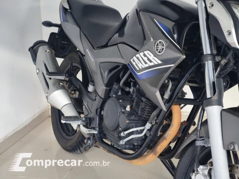 FAZER 250 BLUEFLEX