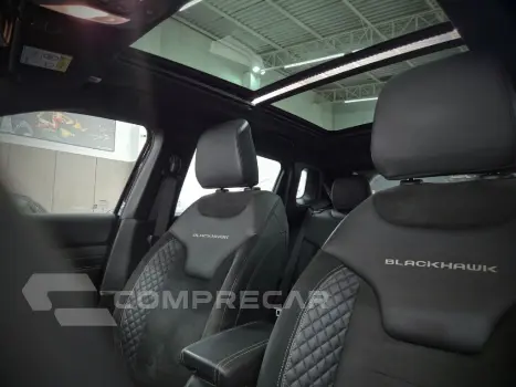 COMPASS 2.0 HURRICANE 4 TURBO GASOLINA BLACKHAWK AT9