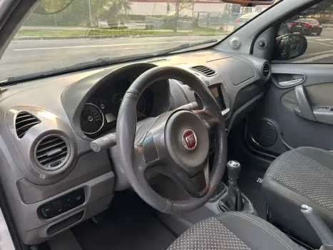 Grand Siena ESSENCE 1.6 Flex 16V