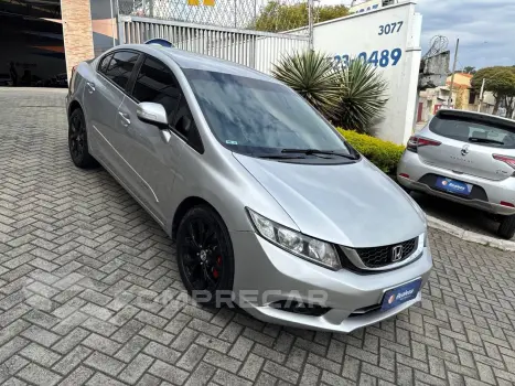 Honda Civic Sedan LXR 2.0 Flexone 16V Aut. 4p 4 portas