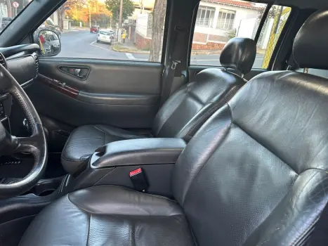 S10 P-Up Executive 2.4 MPFI F.Power CD