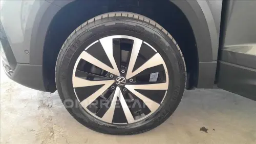 TAOS 1.4 250 TSI TOTAL FLEX HIGHLINE AUTOMÁTICO