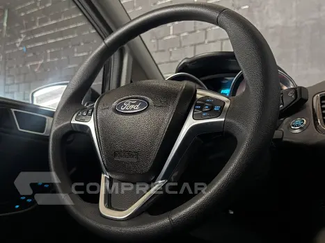 FIESTA 1.6 Titanium Hatch 16V