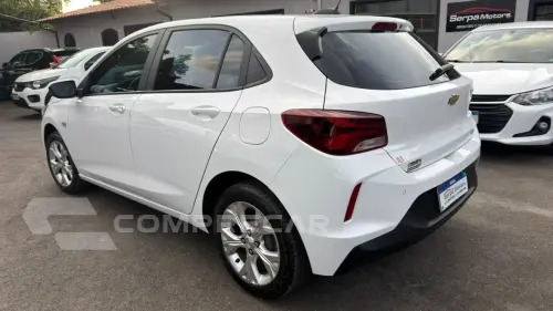Onix Hatch 1.0 4P FLEX LTZ TURBO AUTOMÁTICO