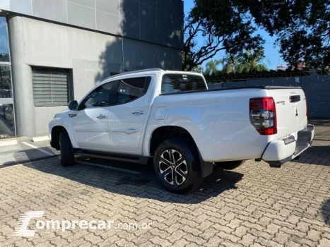 L200 TRITON 2.4 16V Turbo Sport Hpe-s CD 4X4