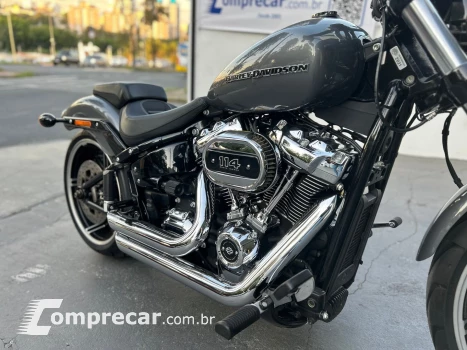 Softail Breakout 114