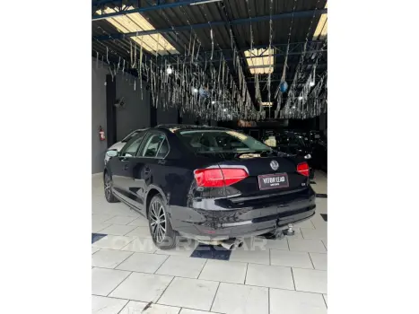 JETTA 2.0 TSI HIGHLINE 211CV GASOLINA 4P TIPTRONIC