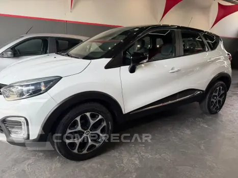 Renault CAPTUR 1.6 16V SCE Intense 4 portas