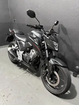 CB 300 F TWISTER CBS