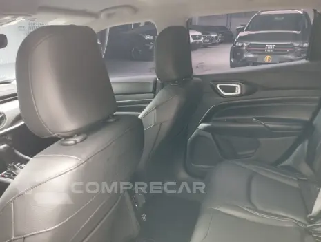Compass 1.3 16V 4P FLEX LONGITUDE 80 ANOS T270 TURBO AUTOMÁT