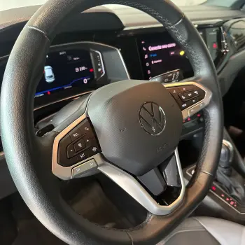 Nivus Highline 1.0 200 TSI Flex Aut.