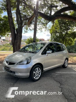 Honda FIT 1.4 LX 8V 4 portas
