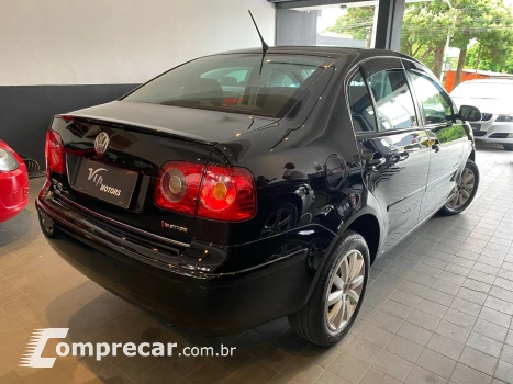 POLO SEDAN 1.6 MI Comfortline 8V