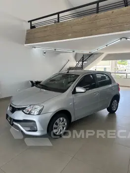 Toyota ETIOS XS 1.5 Flex 16V 5p Mec. 4 portas