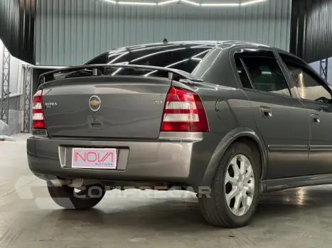 ASTRA HATCH - 2.0 MPFI ADVANTAGE 8V 4P MANUAL