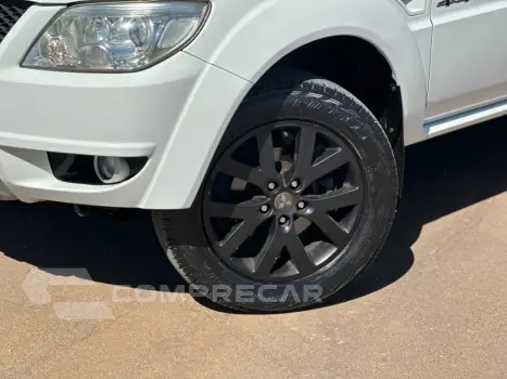 PAJERO TR4 2.0 4X4 16V 140CV FLEX 4P AUTOMÁTICO