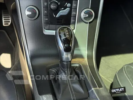 XC60 2.0 T5 R DESIGN TURBO GASOLINA 4P AUTOMÁTICO