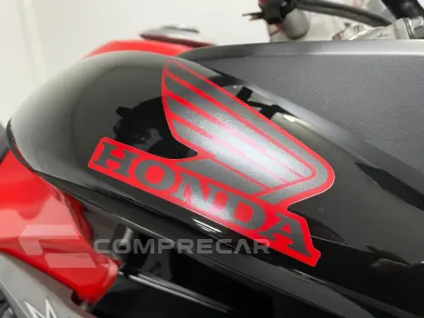 HONDA XRE 300 - PRETO E VERMELHO
