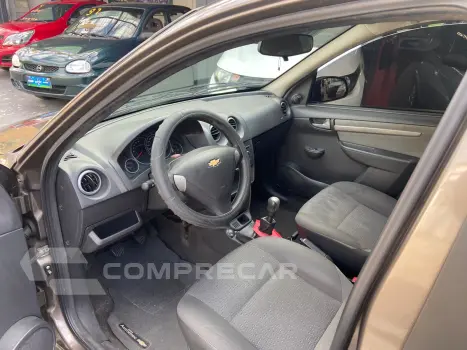CELTA 1.0 MPFI LT 8V