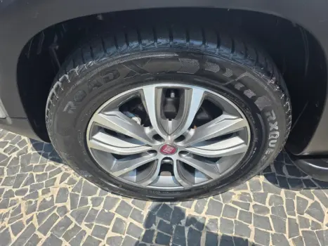 TORO 2.0 16V Turbo Volcano 4WD