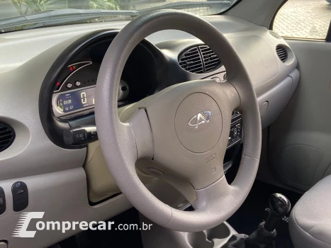 QQ 1.1 MPFI 16V