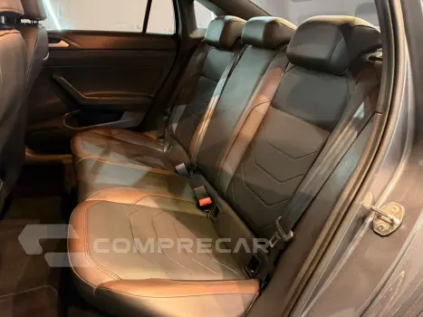 Virtus 1.0 200 Tsi Highline Automático
