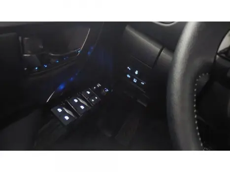 HILUX SW4 - 2.8 D-4D TURBO SRX 4X4 AUTOMÁTICO