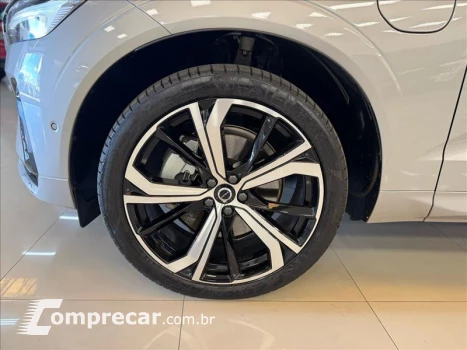 XC60 2.0 T8 Recharge Ultimate Dark AWD Geartronic