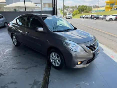 VERSA SL 1.6 16V Flex Fuel 4p Mec.