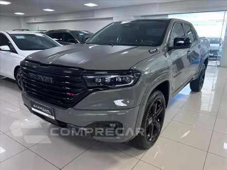 RAM RAMPAGE 2.0 HURRICANE 4 TURBO GASOLINA R/T 4X4 AU 4 portas