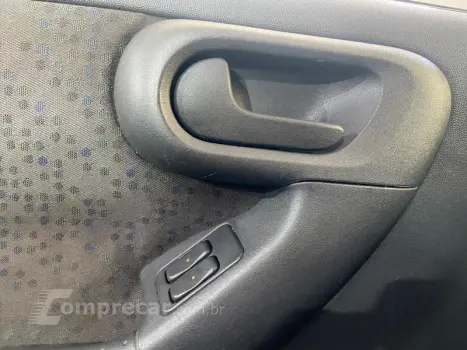 CORSA HATCH MAXX 1.4 8V 4P