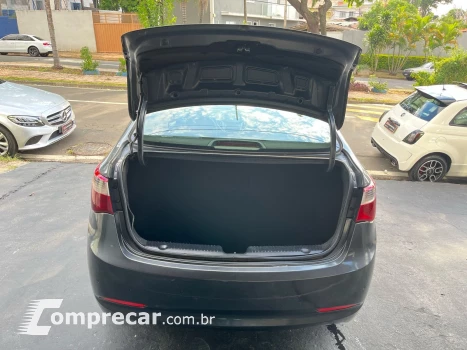 HB20S Premium 1.6 Flex 16V Mec. 4p