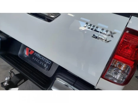 HILUX - 2.7 SRV 4X4 CD 16V 4P AUTOMÁTICO