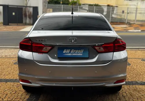 CITY 1.5 LX Sedan 16V