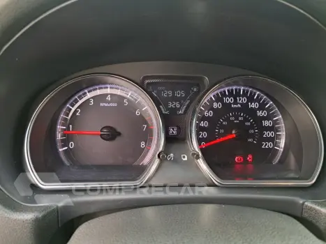 Versa 1.6 16V Flexstart Unique 4P Xtronic