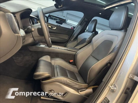 XC60 2.0 T8 Recharge Ultimate Dark AWD Geartronic
