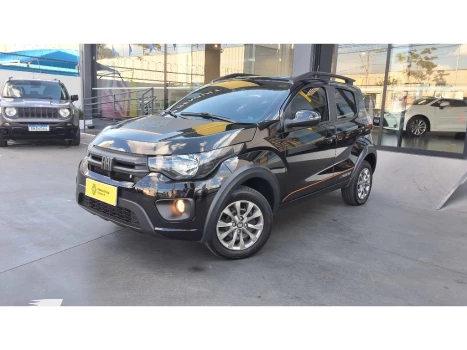 Fiat MOBI 1.0 EVO FLEX TREKKING MANUAL 4 portas