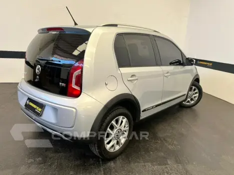 UP! CROSS 1.0 TSI TOTAL FLEX MEC. 4P