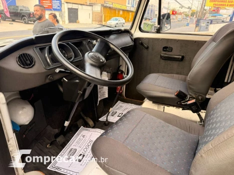Kombi Furgão 1.4 Mi Total Flex 8V