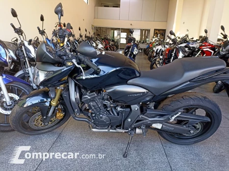 CB 600F HORNET