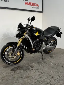 HONDA CB 600F HORNET