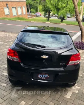 ONIX HATCH LS 1.0 8V FlexPower 5p Mec.