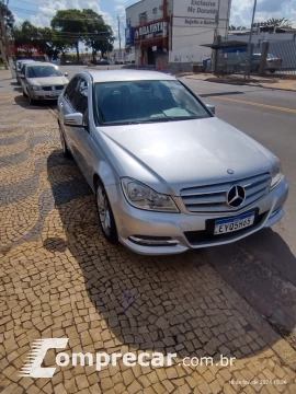 Mercedes-Benz 180 C 1.8 Sedan 8V 4 portas