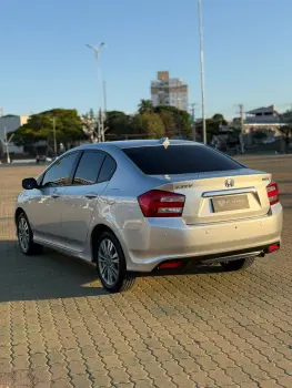CITY 1.5 LX 16V