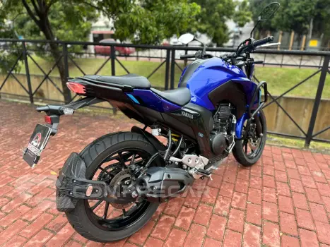 FZ25 FAZER
