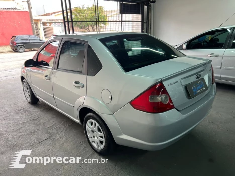 FIESTA 1.6 Rocam SE Sedan 8V
