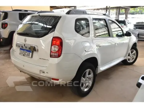 DUSTER - 2.0 DYNAMIQUE 4X2 16V 4P AUTOMÁTICO