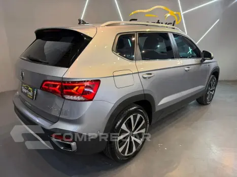 Taos 1.4 250 Tsi Total Flex Highline Automático